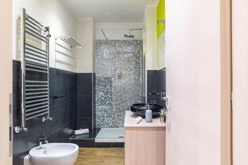 Apartament Lily'S - Near Harbor And Downtown With Terrace - Italy Flat Vacation Genua Zewnętrze zdjęcie