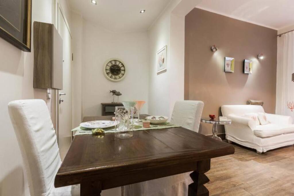 Apartament Lily'S - Near Harbor And Downtown With Terrace - Italy Flat Vacation Genua Zewnętrze zdjęcie