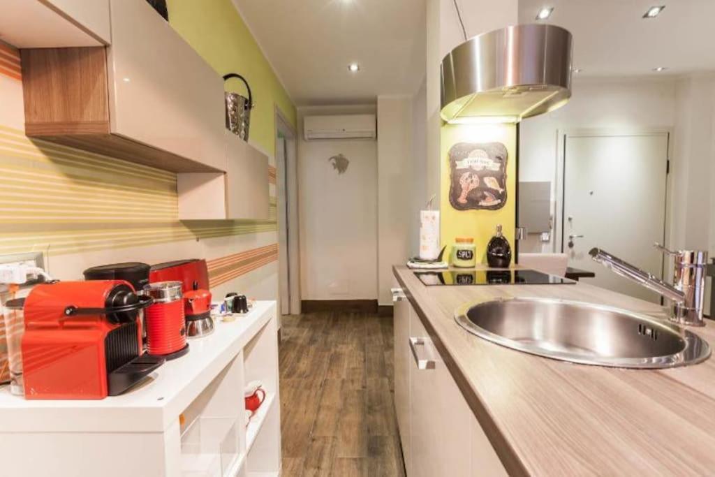 Apartament Lily'S - Near Harbor And Downtown With Terrace - Italy Flat Vacation Genua Zewnętrze zdjęcie