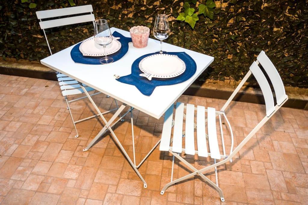 Apartament Lily'S - Near Harbor And Downtown With Terrace - Italy Flat Vacation Genua Zewnętrze zdjęcie